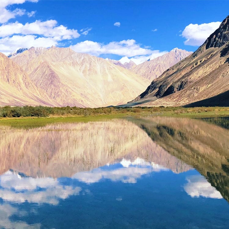 leh ladakh packages pangong-lake tsomoriri lake kashmir