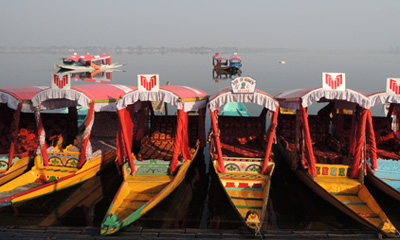 kashmir tour packages with dal lake